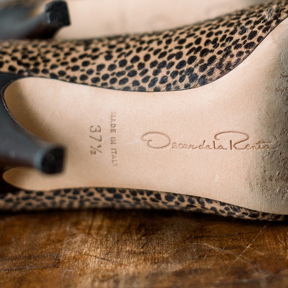Oscar de la Renta Ponyhair Animal Print Pumps Size 37.5 Women's Size 7 - Picture 11 of 13